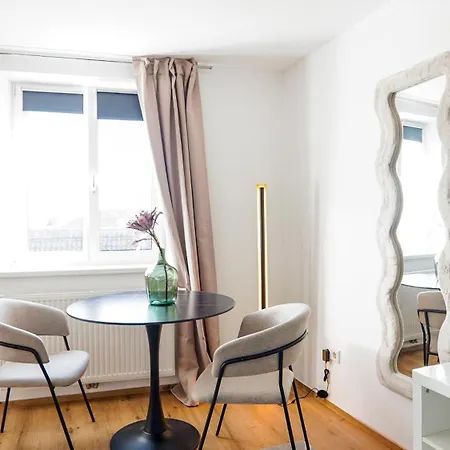 Apartment Komfort Apartments Passau - Komplette Wohnung - Parkplatz - Wlan