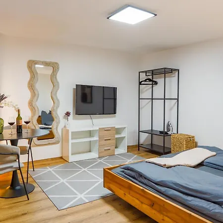 Komfort Apartments Passau - Komplette Wohnung - Parkplatz - Wlan Apartment